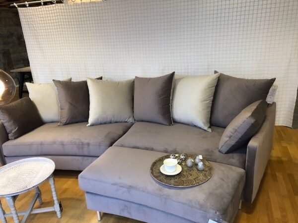 Soffa Bornholm 4-sits svängd